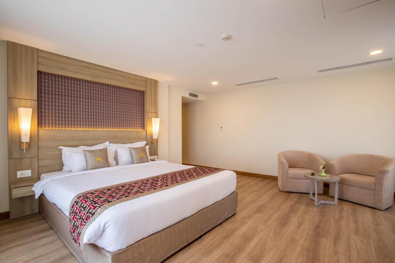 קטמנדו Hotel Crowne Imperial מראה חיצוני תמונה