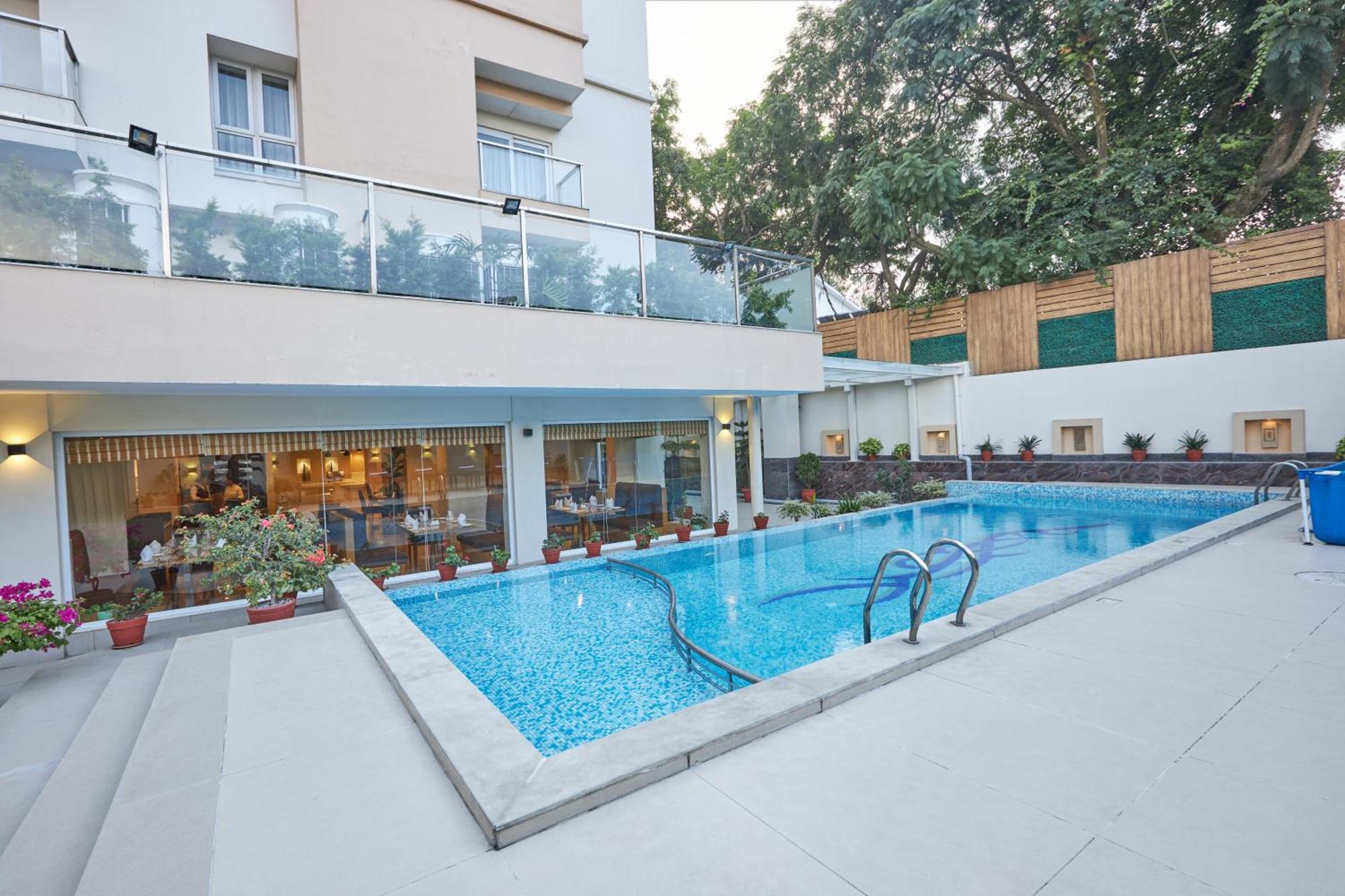 קטמנדו Hotel Crowne Imperial מראה חיצוני תמונה