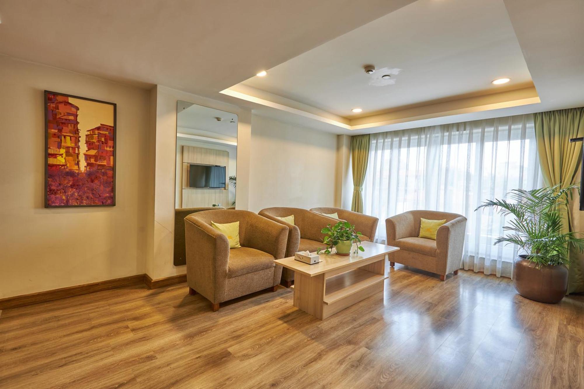 קטמנדו Hotel Crowne Imperial מראה חיצוני תמונה