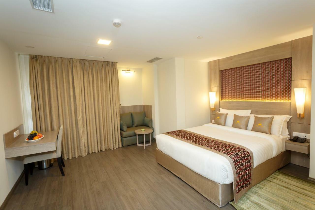 קטמנדו Hotel Crowne Imperial מראה חיצוני תמונה